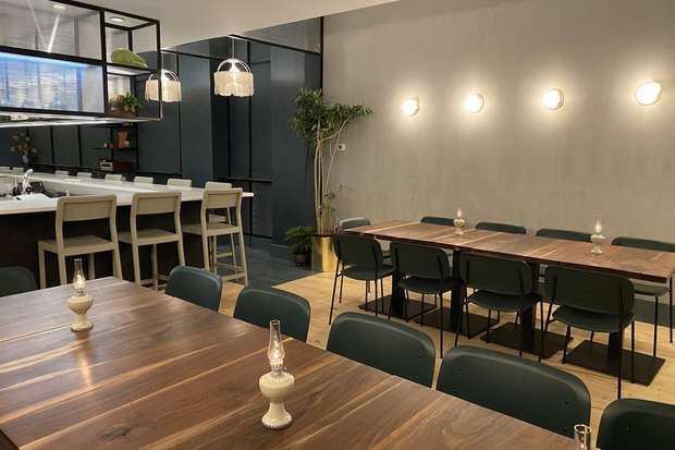Một nhà hàng Việt Nam ở New York lên báo Mỹ vì cách bán hàng online độc đáo trong mùa dịch, khi ngừng hoạt động vẫn gây chú ý - Ảnh 2.