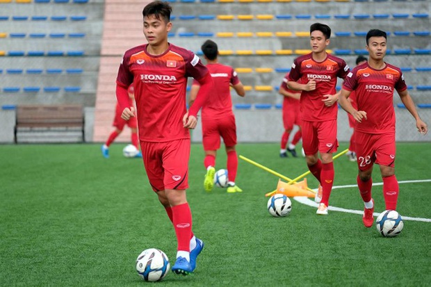 Bí mật được bật mí, cánh tay trái của HLV Park Hang-Seo tiết lộ sự thật về các cầu thủ U23, mê đá bóng nhưng cũng cuồng chơi game! - Ảnh 10. Bí mật được bật mí, cánh tay trái của HLV Park Hang-Seo tiết lộ sự thật về các cầu thủ U23, mê đá bóng nhưng cũng cuồng chơi game! - Ảnh 10.