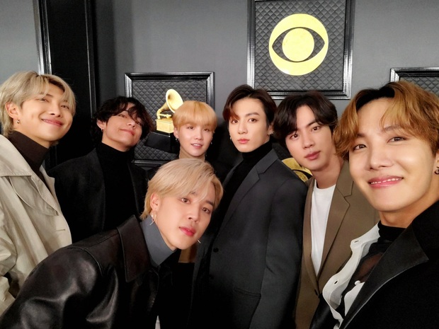 Không phải BTS, đây mới là nhóm nhạc Kpop duy nhất cùng Lady Gaga, Taylor Swift, David Beckham tham gia sự kiện lịch sử chống dịch Covid-19 - Ảnh 2.