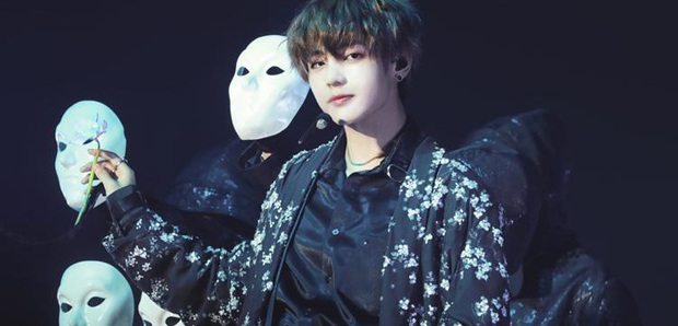 Sân khấu solo huyền thoại của idol Kpop trong mắt Cnet: BTS và EXO rượt đuổi quyết liệt, “thiên nga đen” quyến rũ xuất sắc đứng đầu - Ảnh 15. Sân khấu solo huyền thoại của idol Kpop trong mắt Cnet: BTS và EXO rượt đuổi quyết liệt, “thiên nga đen” quyến rũ xuất sắc đứng đầu - Ảnh 15.