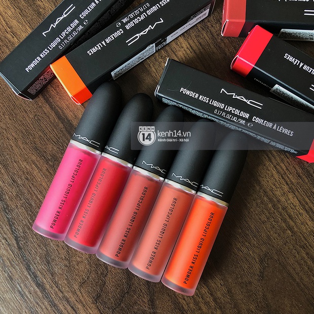 Review son kem lì MAC Powder Kiss mới ra: Chi nhiều hơn chút nhưng bù lại được đánh chất son siêu thích, nhiều màu xinh thôi rồi - Ảnh 3.