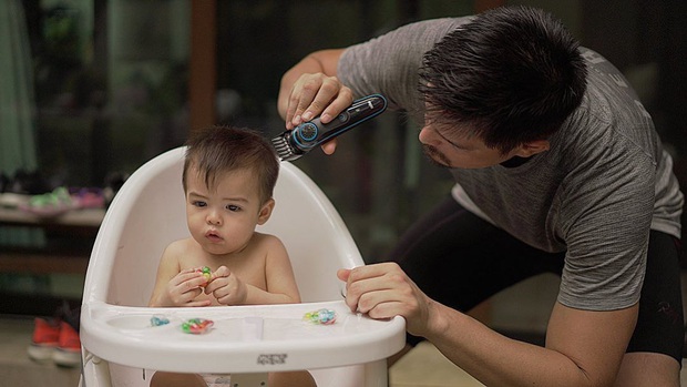 A series of photos of the Philippines' most beautiful beauties during the quarantine season causes a storm: 1 year old is already so beautiful, how much better will it be when they are older?  - Photo 4.