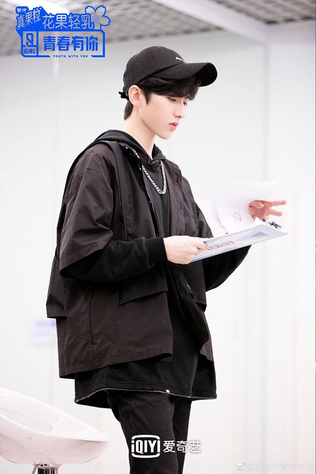 Thái Từ Khôn: Từ một mẩu hụt của TFBoys đến Host toàn năng tại Thanh xuân có bạn - Ảnh 14. Thái Từ Khôn: Từ một mẩu hụt của TFBoys đến Host toàn năng tại Thanh xuân có bạn - Ảnh 14.