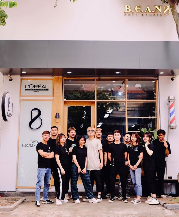 Tưởng án binh bất động thời gian cách ly, nào ngờ các salon đều có chiêu giúp chị em chăm sóc tóc cực hay - Ảnh 5. Tưởng án binh bất động thời gian cách ly, nào ngờ các salon đều có chiêu giúp chị em chăm sóc tóc cực hay - Ảnh 5.