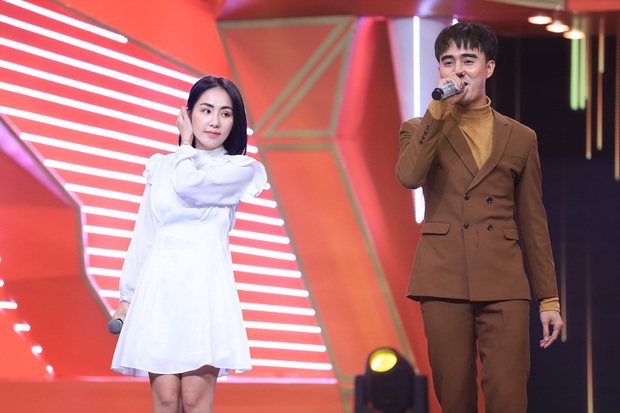 Hari Won - Lâm Vỹ Dạ dẫm đạp nhau không thương tiếc để giành... làm idol - Ảnh 7. Hari Won - Lâm Vỹ Dạ dẫm đạp nhau không thương tiếc để giành... làm idol - Ảnh 7.