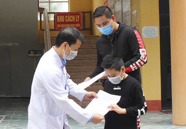 Bé trai 11 tuổi nhiễm Covid -19 ở Hải Dương khỏi bệnh - Ảnh 1. Bé trai 11 tuổi nhiễm Covid -19 ở Hải Dương khỏi bệnh - Ảnh 1.