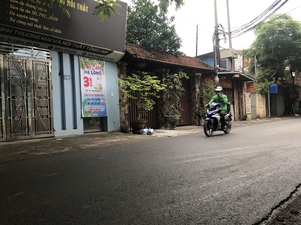Tâm sự của những shipper ngày đêm ngoài đường giữa mùa dịch Covid-19: Dịch bệnh ai cũng sợ nhưng phải cố gắng vì miếng cơm manh áo - Ảnh 15. Tâm sự của những shipper ngày đêm ngoài đường giữa mùa dịch Covid-19: Dịch bệnh ai cũng sợ nhưng phải cố gắng vì miếng cơm manh áo - Ảnh 15.