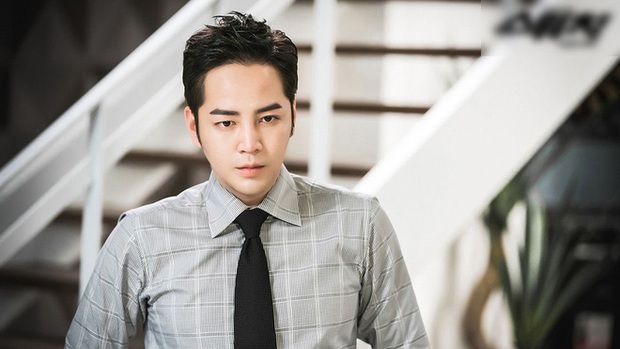 Đang tại ngũ, Jang Geun Suk bỗng bị réo gọi vì vụ án mẹ ruột trốn thuế số tiền khủng lên đến 20 tỷ đồng - Ảnh 2.