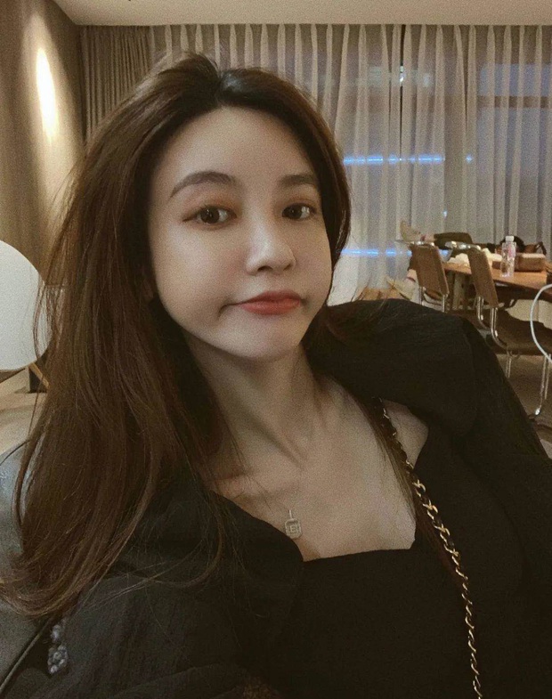 Những Tuesday gây ồn ào nhất MXH: Kẻ chen chân vào hôn nhân của chủ tịch Taobao, người đang tâm giật chồng bạn thân - Ảnh 4. Những Tuesday gây ồn ào nhất MXH: Kẻ chen chân vào hôn nhân của chủ tịch Taobao, người đang tâm giật chồng bạn thân - Ảnh 4.