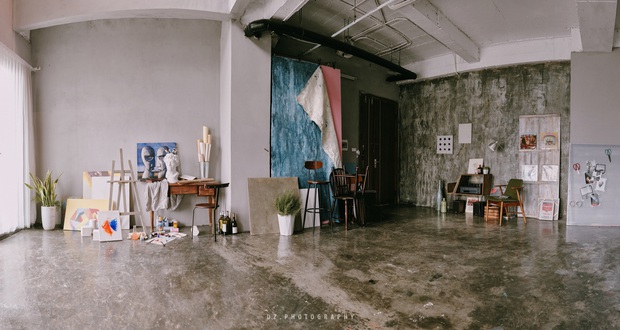 Nhà đi thuê phiên bản cao cấp của admin Nghiện nhà: Căn duplex rộng 250m2, ngày nào cũng tự sơn sửa đến tận nửa đêm - Ảnh 4.