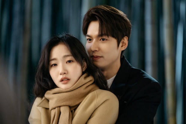 Quân Vương Bất Diệt tập 4: Lộ ảnh bệ hạ Lee Min Ho khoe sống mũi như đâm thẳng vào tim Kim Go Eun - Ảnh 4.