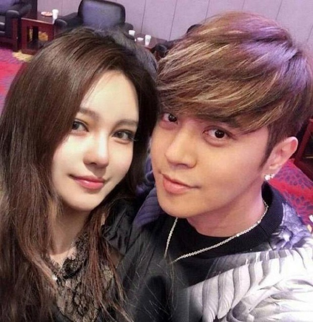 2 cố vấn tai tiếng của show sống còn Trung Quốc: La Chí Tường bị tố ngoại tình, Jony J coi thường idol - Ảnh 2.