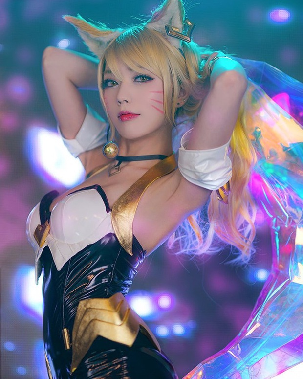 Quên luôn bản gốc với những màn hóa thân thành cô nàng Hồ ly Ahri nóng từng centimet của nữ cosplayer xứ kim chi - Ảnh 7.