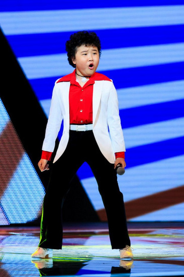 Màn lột xác gây choáng nhất Giọng hát Việt nhí: Doraemon tóc xù sau 6 năm nam tính, trưởng thành hơn - Ảnh 6.