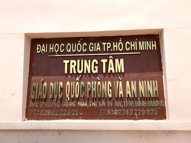 Hành trình của người mẹ đón con trai là du học sinh trở về từ khu cách ly sau 14 ngày - Ảnh 2. Hành trình của người mẹ đón con trai là du học sinh trở về từ khu cách ly sau 14 ngày - Ảnh 2.