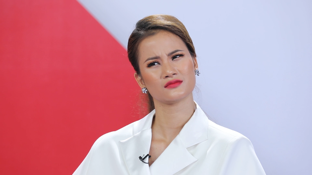 Model Kid: Hương Ly phản bác Host, nghi ngờ giám khảo thiên vị, bật khóc bất lực vì một lần nữa mất thí sinh - Ảnh 5. Model Kid: Hương Ly phản bác Host, nghi ngờ giám khảo thiên vị, bật khóc bất lực vì một lần nữa mất thí sinh - Ảnh 5.