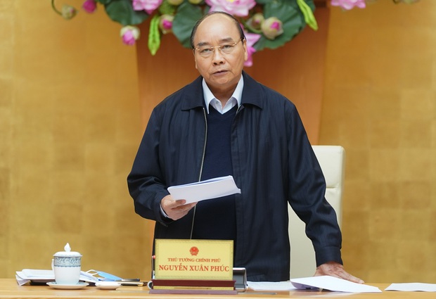 Thủ tướng yêu cầu làm nhanh gói hỗ trợ vì “cuộc sống người dân không thể chờ đợi hơn” - Ảnh 1. Thủ tướng yêu cầu làm nhanh gói hỗ trợ vì “cuộc sống người dân không thể chờ đợi hơn” - Ảnh 1.