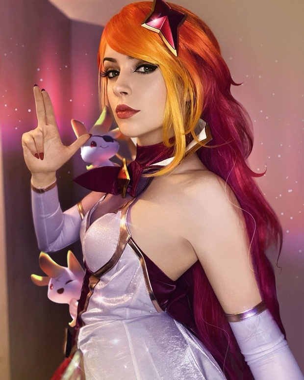 Há hốc mồm với những màn cosplay nhân vật trong vũ trụ Riot Games đẹp đến ngỡ ngàng! - Ảnh 4.