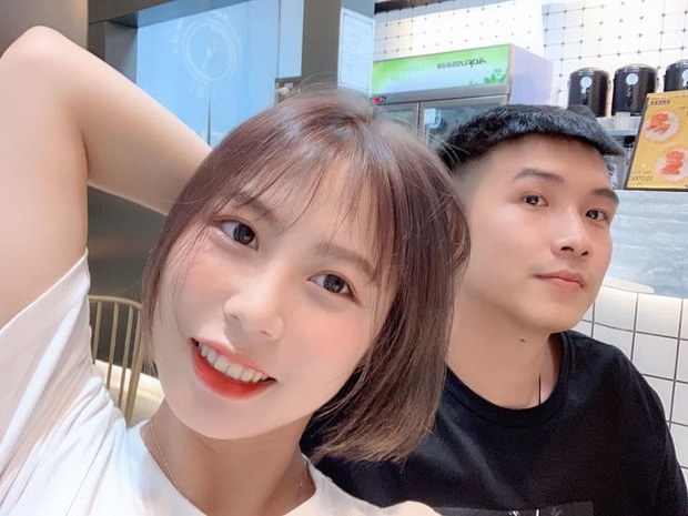 Crush cháu trai giám đốc chuẩn mẫu tổng tài, cô gái định rút lui vì thấy không xứng thì bất ngờ được tỏ tình “từ bây giờ em là của anh” - Ảnh 3. Crush cháu trai giám đốc chuẩn mẫu tổng tài, cô gái định rút lui vì thấy không xứng thì bất ngờ được tỏ tình “từ bây giờ em là của anh” - Ảnh 3.