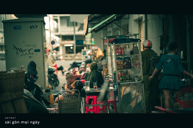 Có một Sài Gòn mỗi ngày thật khác: Giữa xô bồ và hoa lệ, vài khoảng lặng chợt ghé ngang khiến ta càng nhìn càng thương! - Ảnh 10.