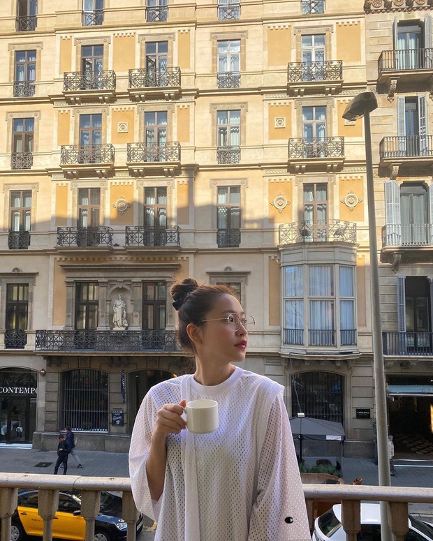 Tóc dài lửng lơ tuy nhẹ đầu nhưng Hè xõa xượi thì cũng phát ngốt, bạn nên học các idol Hàn 4 cách buộc tuyệt xinh - Ảnh 9.