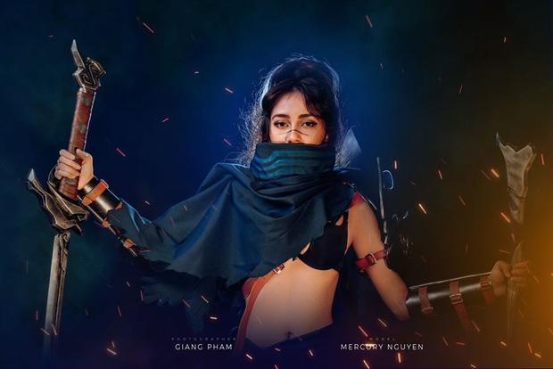 Ngất ngây với Yasuo phiên bản nữ của cosplayer Việt, cực quyến rũ nhưng cũng rất cool ngầu! - Ảnh 2.