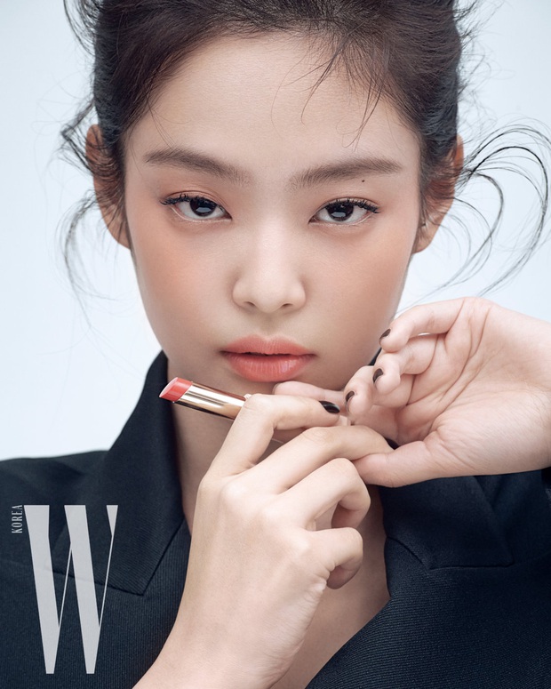 Suzy chính thức đạt thành tích sánh ngang Jennie (BLACKPINK) chỉ nhờ 1 bức hình, mở khóa lục đại tạp chí Hàn Quốc - Ảnh 12.