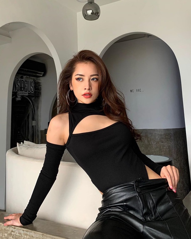 Cũng diện đồ hư hư như Chi Pu nhưng Phí Phương Anh còn đột phá hơn nữa vì tạo dáng quá ư táo bạo - Ảnh 2. Cũng diện đồ hư hư như Chi Pu nhưng Phí Phương Anh còn đột phá hơn nữa vì tạo dáng quá ư táo bạo - Ảnh 2.