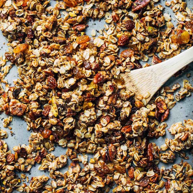 Granola có gì mà được châu bùi nghiện đến nỗi tự mày mò làm ở nhà để ăn ngon giữ dáng mỗi ngày