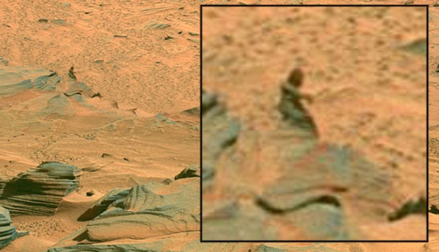 Những hình ảnh kỳ lạ nhất từng được chụp trên sao Hỏa - Ảnh 10.