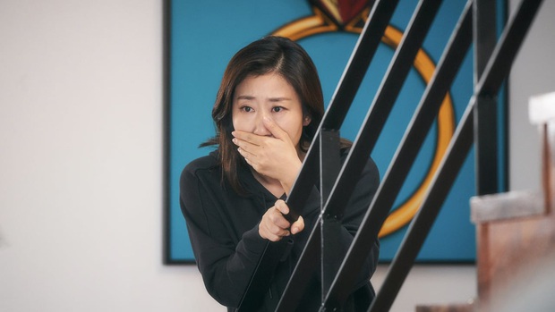Review BÀ HOÀNG NÓI DỐI: Phim hài hay xuất sắc của quý bà da báo và bà ngoại quốc dân xứ Hàn - Ảnh 7.