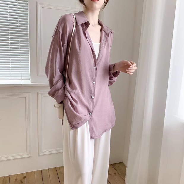 9 em áo sơ mi oversize nhẹ tênh, mỏng mát nàng béo hay gầy diện đều auto xinh, ưng nhất là giá chỉ từ 200k - Ảnh 13. 9 em áo sơ mi oversize nhẹ tênh, mỏng mát nàng béo hay gầy diện đều auto xinh, ưng nhất là giá chỉ từ 200k - Ảnh 13.