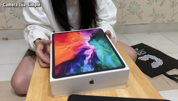 Ngân Sát Thủ bị ViruSs troll tức đến phát khóc, nhưng hành động ôm ôm vỗ về sau đó yêu thế không biết - Ảnh 2. Ngân Sát Thủ bị ViruSs troll tức đến phát khóc, nhưng hành động ôm ôm vỗ về sau đó yêu thế không biết - Ảnh 2.
