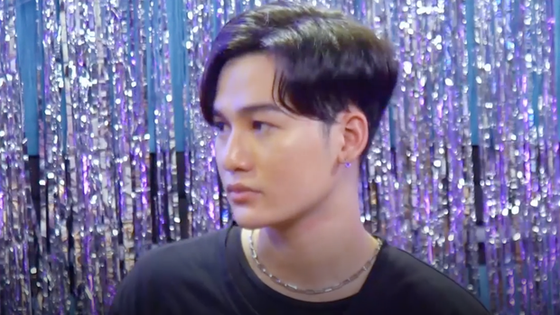 Mix-In Show: Miu Lê tựa vai K-ICM hát live cực hay sáng tác của Trấn Thành - Ảnh 3. Mix-In Show: Miu Lê tựa vai K-ICM hát live cực hay sáng tác của Trấn Thành - Ảnh 3.