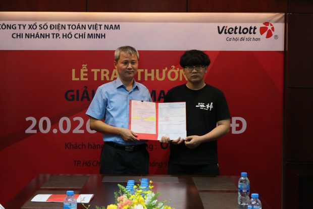 Nam sinh viên không đeo mặt nạ nhận độc đắc hơn 20 tỷ đồng tại Sài Gòn - Ảnh 3.