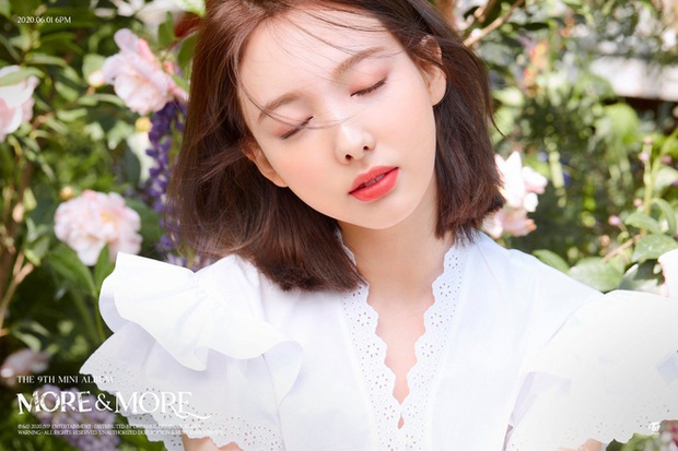 Bộ ảnh teaser nhóm của TWICE xinh lung linh nhưng nghi ngờ Jeongyeon có điều bí ẩn khi chung team ảnh dọc với 2 thành viên hẹn hò? - Ảnh 7. Bộ ảnh teaser nhóm của TWICE xinh lung linh nhưng nghi ngờ Jeongyeon có điều bí ẩn khi chung team ảnh dọc với 2 thành viên hẹn hò? - Ảnh 7.