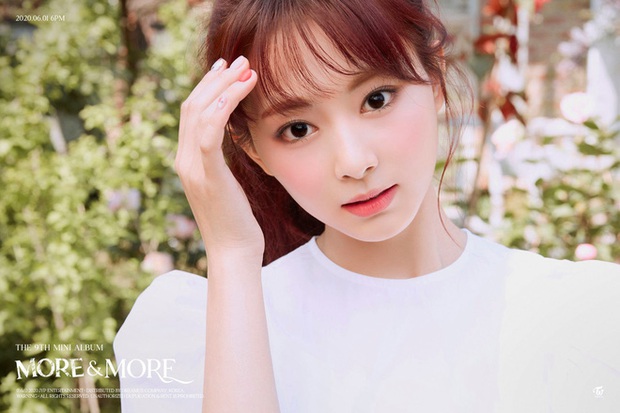 Bộ ảnh teaser nhóm của TWICE xinh lung linh nhưng nghi ngờ Jeongyeon có điều bí ẩn khi chung team ảnh dọc với 2 thành viên hẹn hò? - Ảnh 9. Bộ ảnh teaser nhóm của TWICE xinh lung linh nhưng nghi ngờ Jeongyeon có điều bí ẩn khi chung team ảnh dọc với 2 thành viên hẹn hò? - Ảnh 9.