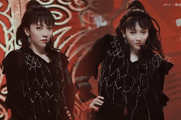 Tomboy hot nhất Thanh Xuân Có Bạn bùng nổ Weibo vì để tóc dài nhưng bị netizen tới tấp chê không hợp - Ảnh 1. Tomboy hot nhất Thanh Xuân Có Bạn bùng nổ Weibo vì để tóc dài nhưng bị netizen tới tấp chê không hợp - Ảnh 1.