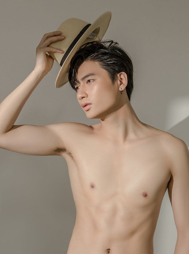 Tiến Anh (Người ấy là ai) khoe body hấp dẫn trong bộ ảnh mới nhất, bảo sao không được Thanh Khoa lựa chọn - Ảnh 3. Tiến Anh (Người ấy là ai) khoe body hấp dẫn trong bộ ảnh mới nhất, bảo sao không được Thanh Khoa lựa chọn - Ảnh 3.