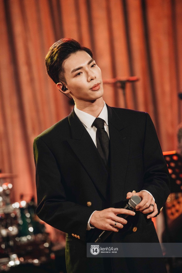 Hoà Minzy và Erik lần đầu song ca Không Thể Cùng Nhau Suốt Kiếp, ngẫu hứng cover hit Bích Phương chứng minh top 1 trending quy tụ loạt ca khúc siêu đỉnh - Ảnh 10.