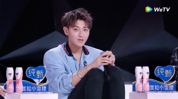 Tao tỏ vẻ e thẹn khi được Luhan khen ngợi lập tức leo thẳng hot search Weibo - Ảnh 4. Tao tỏ vẻ e thẹn khi được Luhan khen ngợi lập tức leo thẳng hot search Weibo - Ảnh 4.