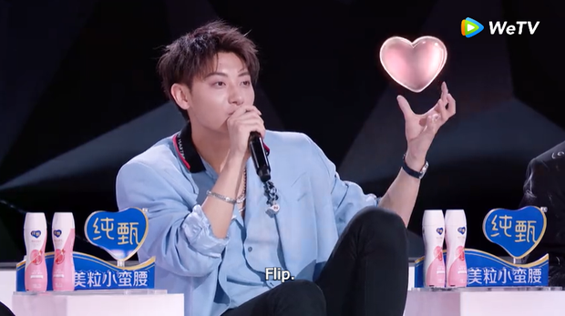Tao tỏ vẻ e thẹn khi được Luhan khen ngợi lập tức leo thẳng hot search Weibo - Ảnh 3. Tao tỏ vẻ e thẹn khi được Luhan khen ngợi lập tức leo thẳng hot search Weibo - Ảnh 3.