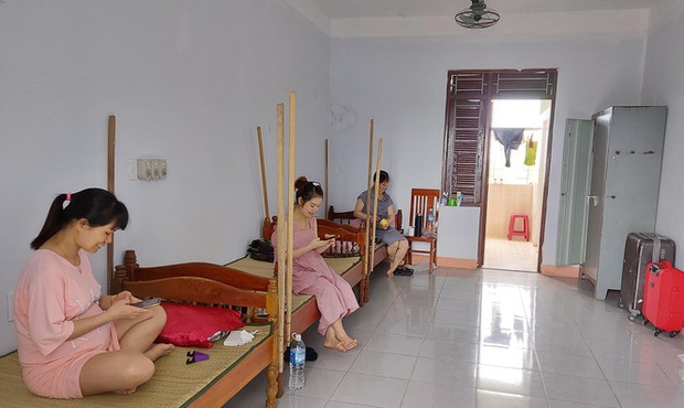 Hàng trăm thai phụ từ Đài Loan về Việt Nam cách ly: Mừng rơi nước mắt - Ảnh 12. Hàng trăm thai phụ từ Đài Loan về Việt Nam cách ly: Mừng rơi nước mắt - Ảnh 12.