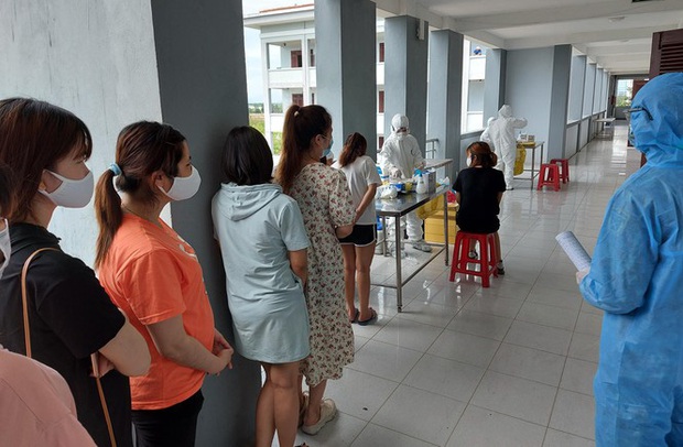 Hàng trăm thai phụ từ Đài Loan về Việt Nam cách ly: Mừng rơi nước mắt - Ảnh 7. Hàng trăm thai phụ từ Đài Loan về Việt Nam cách ly: Mừng rơi nước mắt - Ảnh 7.