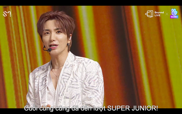 Super Junior quậy hết cỡ trong concert online với loạt sân khấu sôi động, ELF bí mật làm project cực ý nghĩa nhưng idol cũng không chịu thua fan! - Ảnh 26.