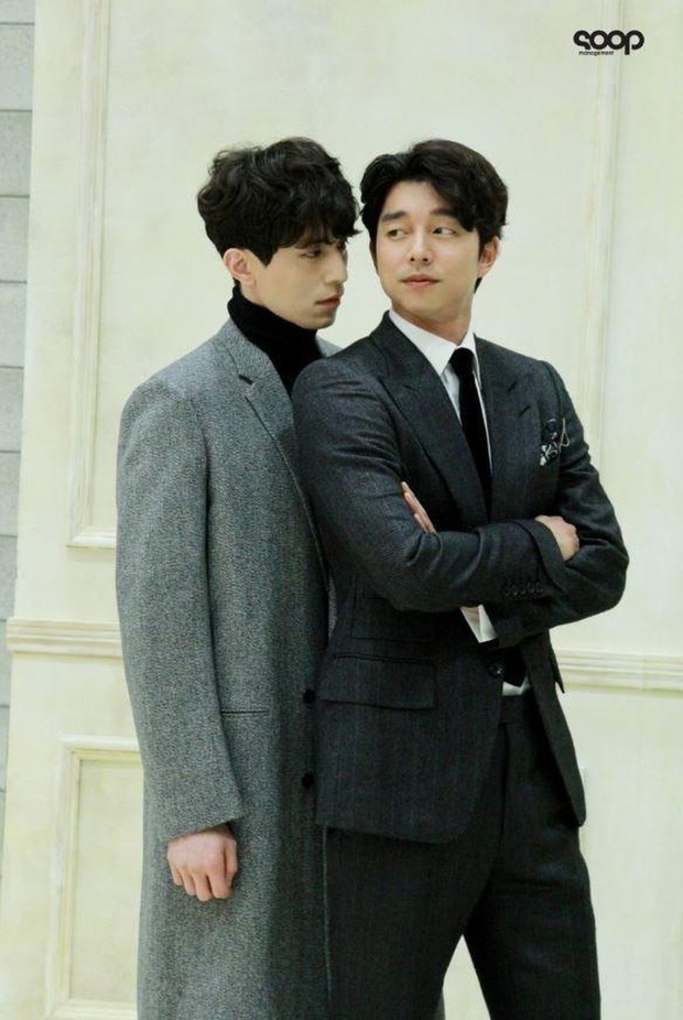 3 lần Yêu Tinh Gong Yoo và Thần Chết Lee Dong Wook mượn xe cà phê để khoe ân ái, khi nào comeout đây hai anh? - Ảnh 1. 3 lần Yêu Tinh Gong Yoo và Thần Chết Lee Dong Wook mượn xe cà phê để khoe ân ái, khi nào comeout đây hai anh? - Ảnh 1.