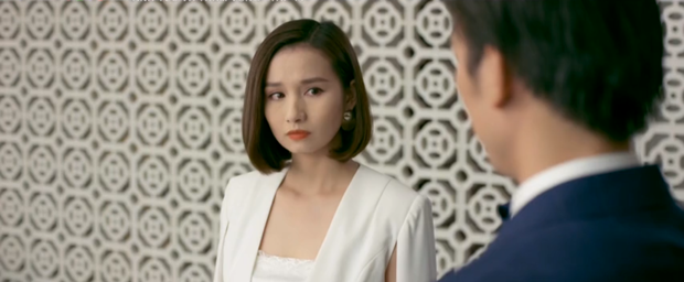 Không son phấn hàng hiệu, Diễm My 9x vẫn hút hồn crush chỉ bằng thứ này ở Tình Yêu và Tham Vọng tập 14 - Ảnh 2. Không son phấn hàng hiệu, Diễm My 9x vẫn hút hồn crush chỉ bằng thứ này ở Tình Yêu và Tham Vọng tập 14 - Ảnh 2.