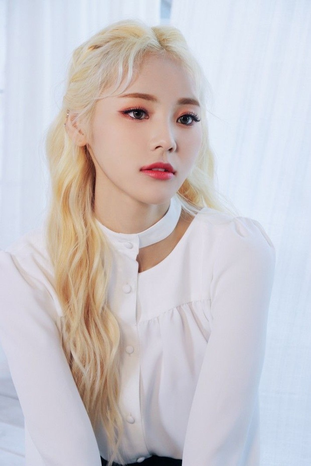 Hóa đây là phép hô biến idol nữ thành công chúa: Visual lên level, giữa dàn bánh bèo là Lisa (BLACKPINK) ngầu đến lạ - Ảnh 22.