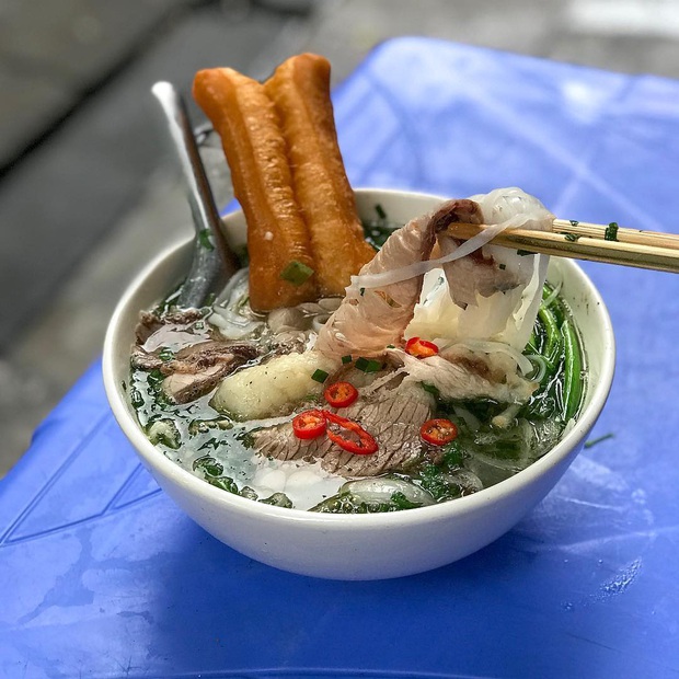 Phở Hà Nội nổi tiếng thì ai cũng biết, nhưng chỉ có 6 quán từng được lên báo nước ngoài, khách Tây đến thử đông nghịt - Ảnh 11.
