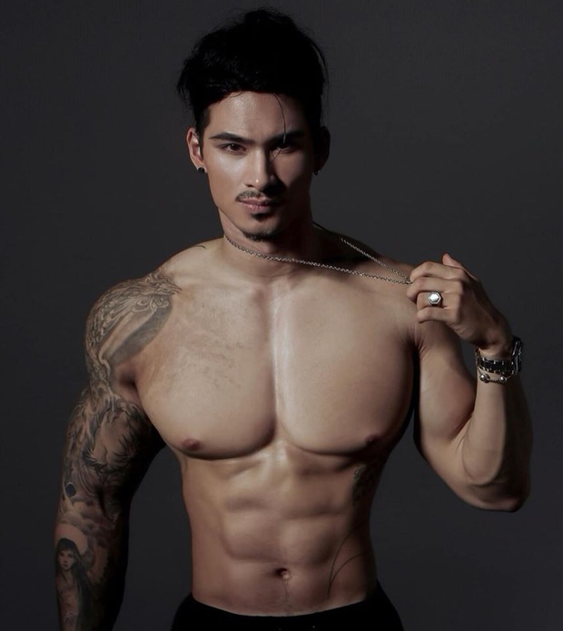 Body hấp dẫn của 2 anh em Việt kiều Đức (Người ấy là ai): Nhà có 2 cực phẩm cơ bắp! - Ảnh 4. Body hấp dẫn của 2 anh em Việt kiều Đức (Người ấy là ai): Nhà có 2 cực phẩm cơ bắp! - Ảnh 4.
